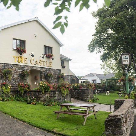 The Castle Inn Еби Вейл Екстериор снимка